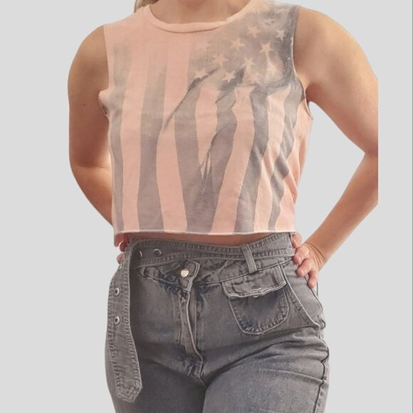 AMERICAN EAGLE OUTFITTERS- Semi- Cropped American flag Print Festival Muscle Tee - Picture 3 of 12